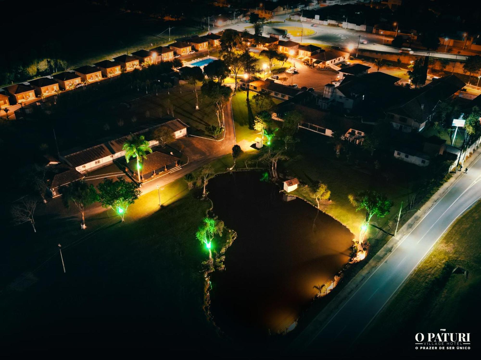 O Paturi - Village Hotel Proximo Aparecida Гуаратингета Экстерьер фото