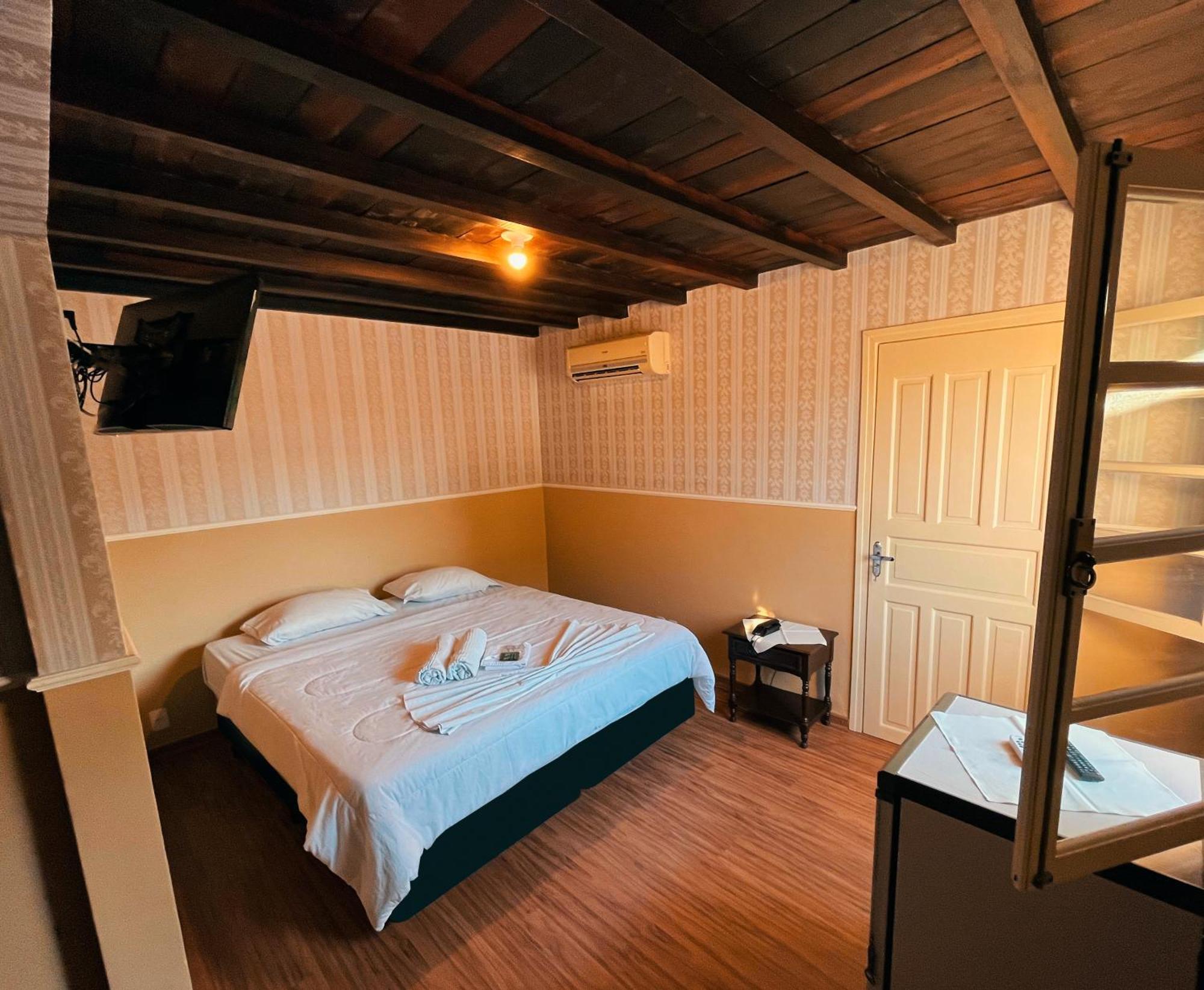 O Paturi - Village Hotel Proximo Aparecida Гуаратингета Экстерьер фото